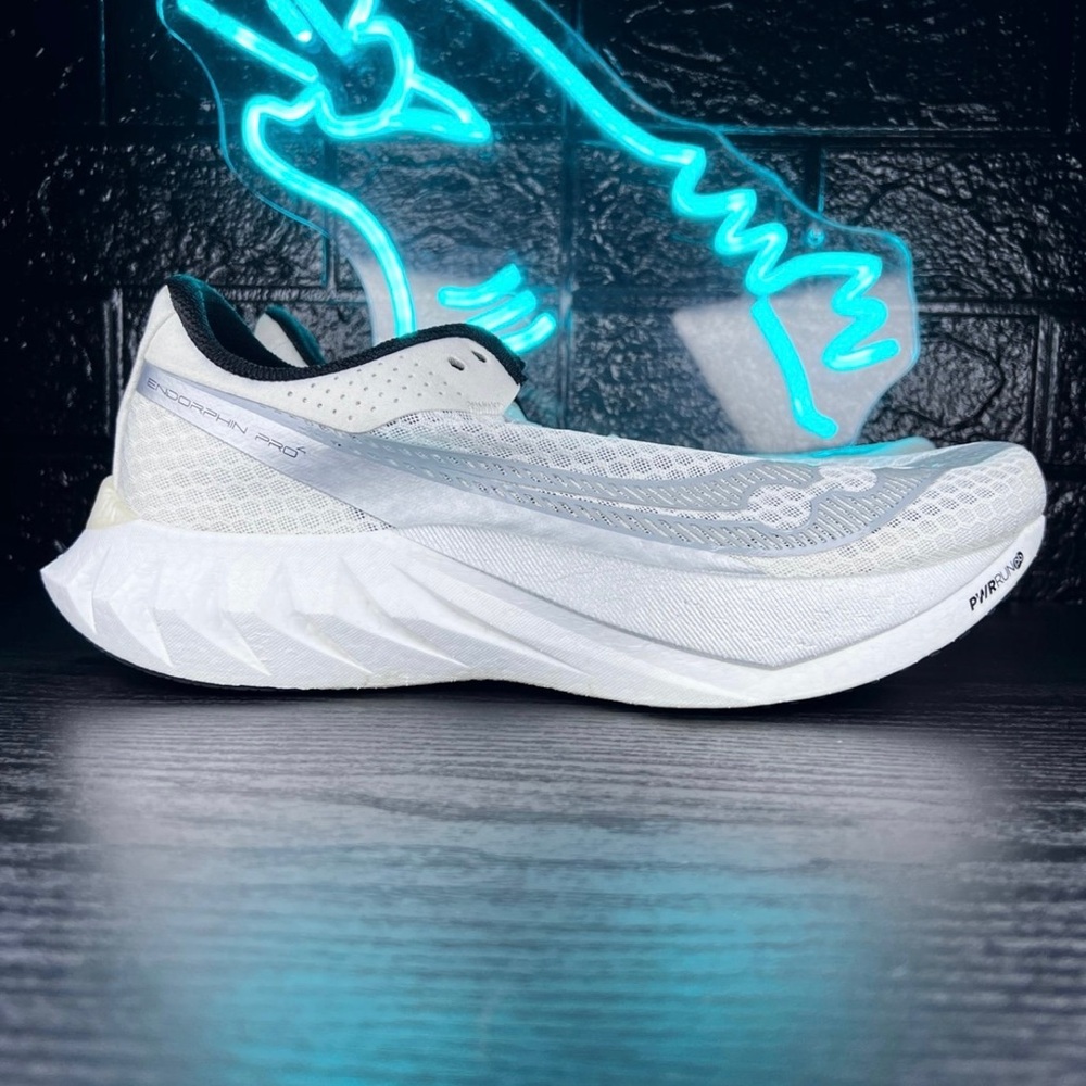 Saucony Endorphin Pro 4 Men’s Carbon Plated Marathon Running Shoes Sneakers 12.5